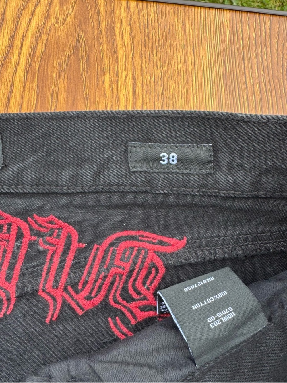 Affliction Black Jeans Red Skull Embroidery Y2K Biker 38X32 Men - Picture 12 of 16